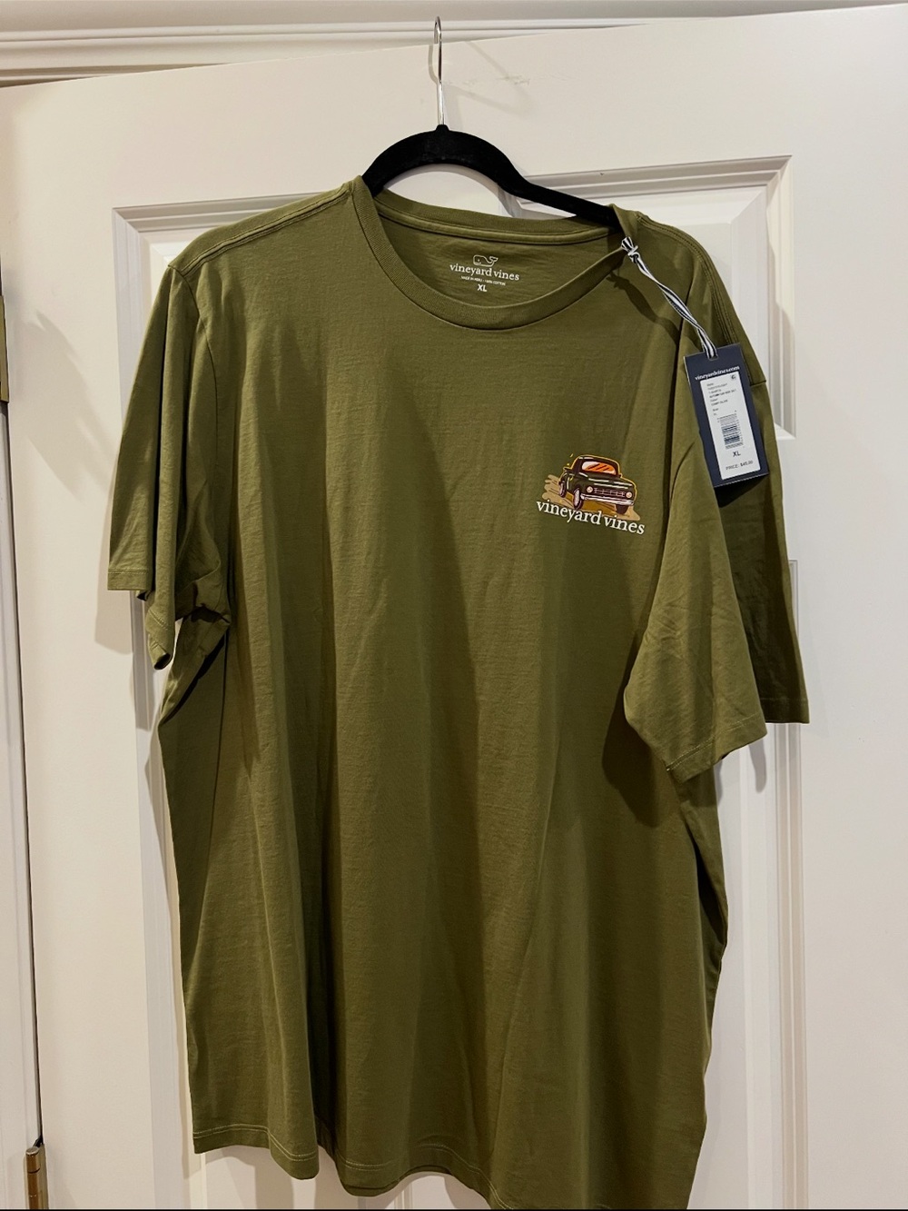 Vineyard Vines Olive Green Short-Sleeve Tee with Chest Graphic